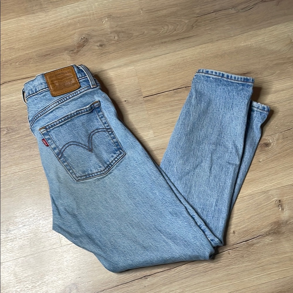 Levi's Premium Wedgie Blue Denim Jeans. Size 27.‎ Some Stains! See Photos.